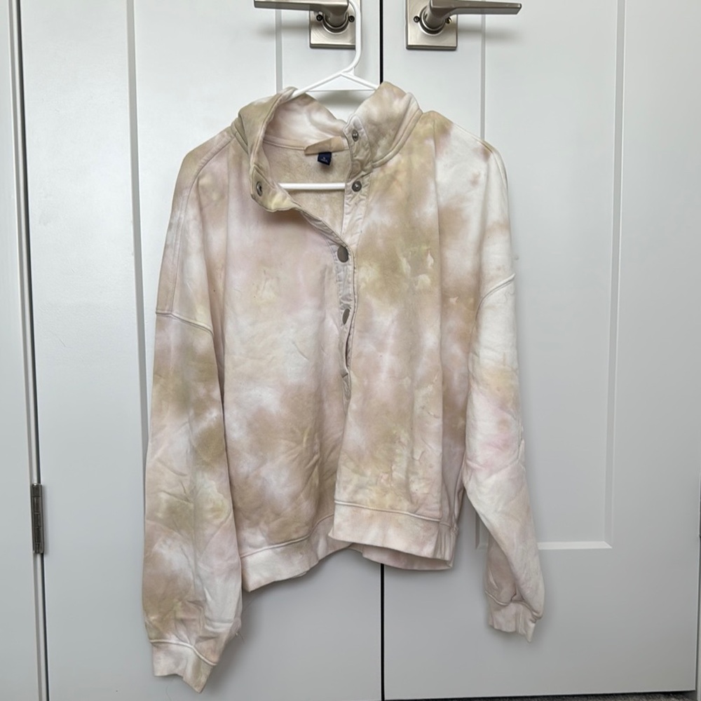 Universal Thread Pink and Green Sweater Cozy Tie-Dye Style